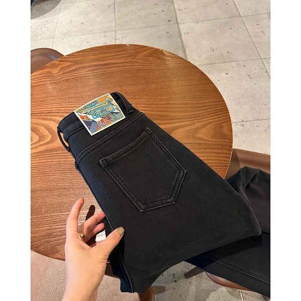 【神裤2.0】瞬间大长腿！王炸窄版加绒直筒超级显瘦高腰牛仔裤