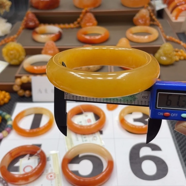 石英质玉（黄龙玉）合金手镯