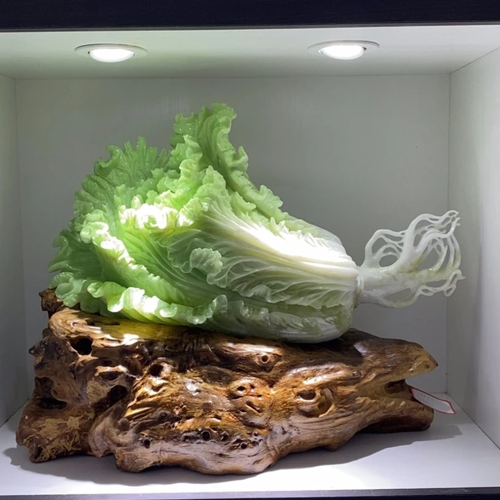 未镶嵌蛇纹石玉（覆膜）珠宝奇石