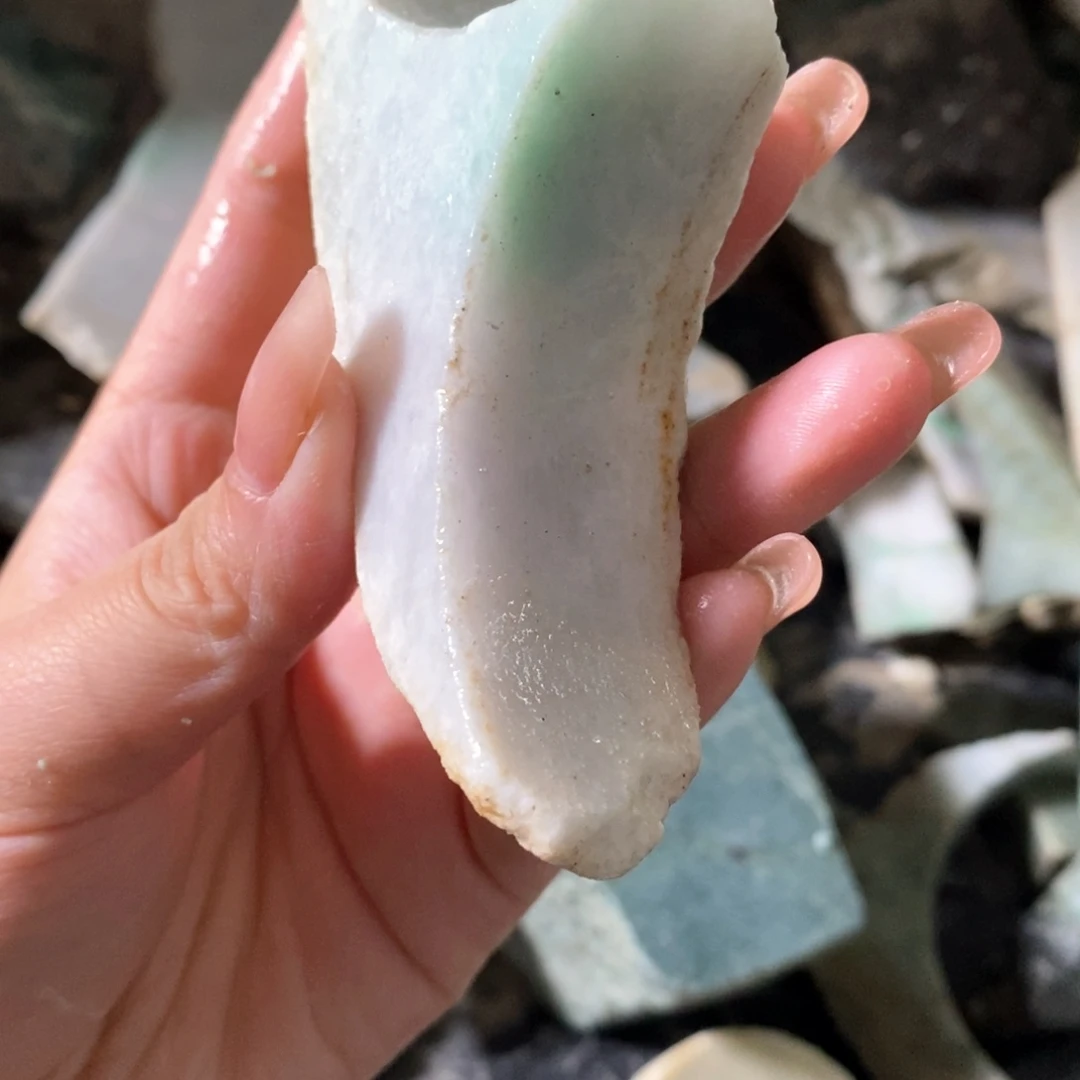 颈饰未镶嵌翡翠天然翡翠