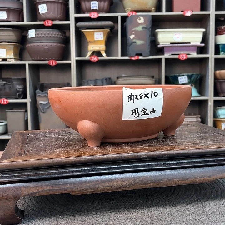 紫砂花盆紫砂的颜色很好看呀