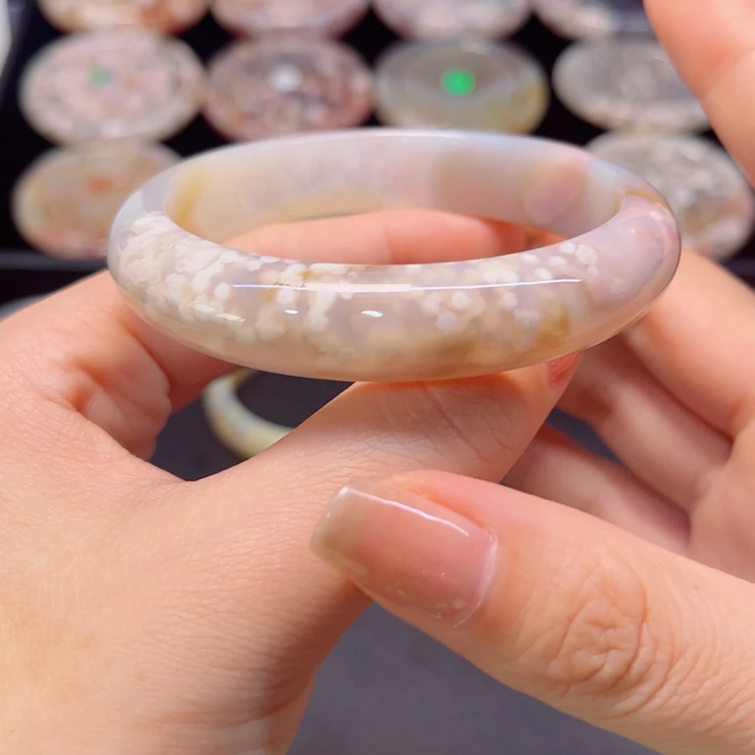玛瑙/玉髓未镶嵌手镯60