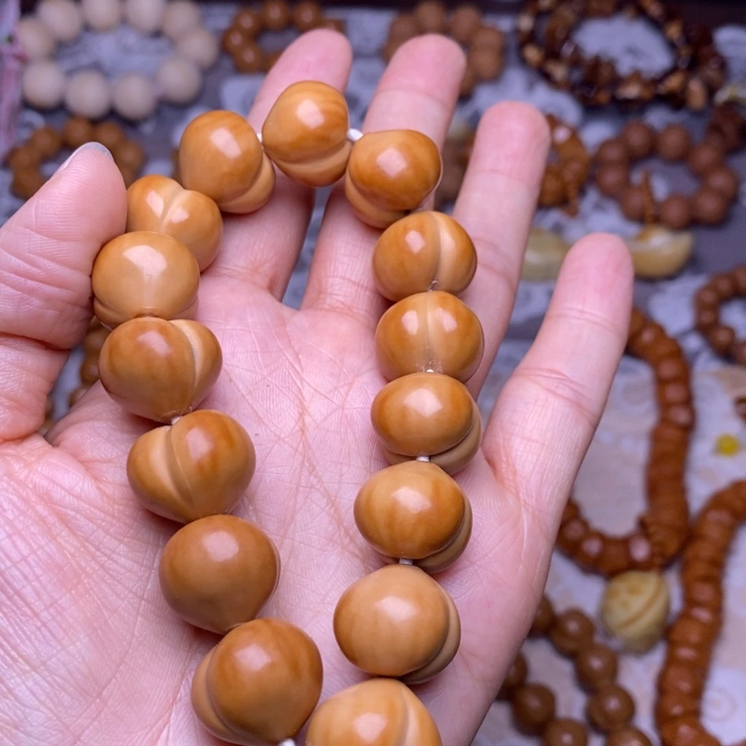 手串猴头核桃柯基屁桃高定