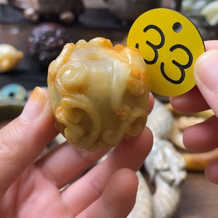 和田玉（糖玉）未镶嵌颈饰