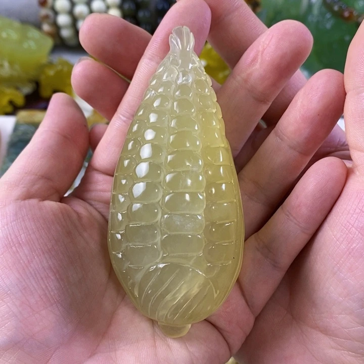 未镶嵌岫玉手把件