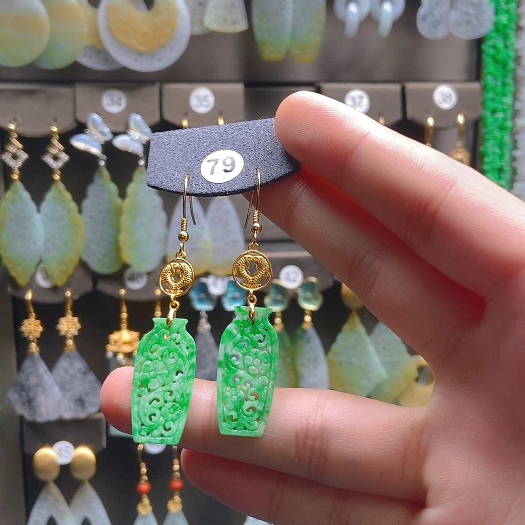 翡翠未镶嵌耳饰翡翠