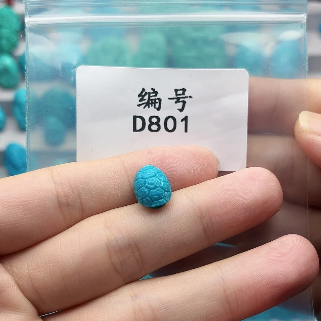 绿松石未镶嵌天然原矿雕刻绿松石