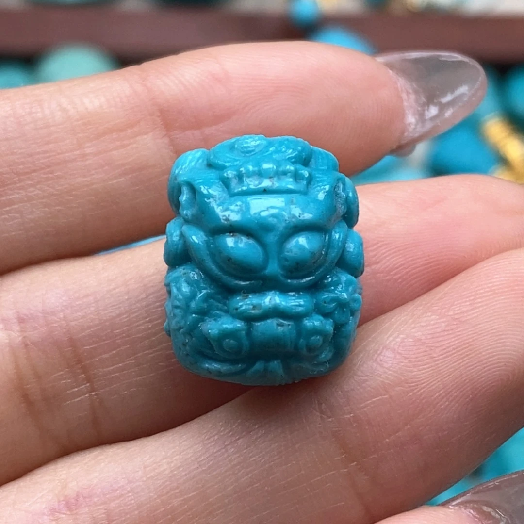 绿松石颈饰未镶嵌