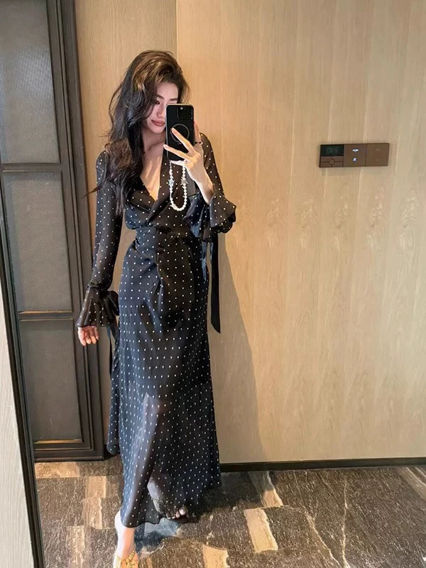 直播间网红女装不退不换