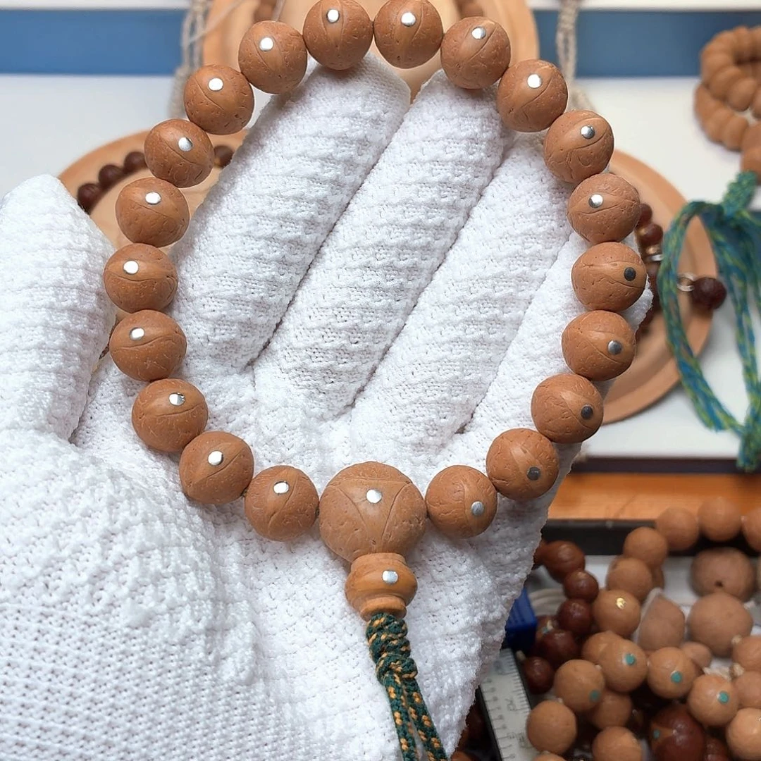 凤眼菩提手串镶嵌银钉13尺寸一物一图