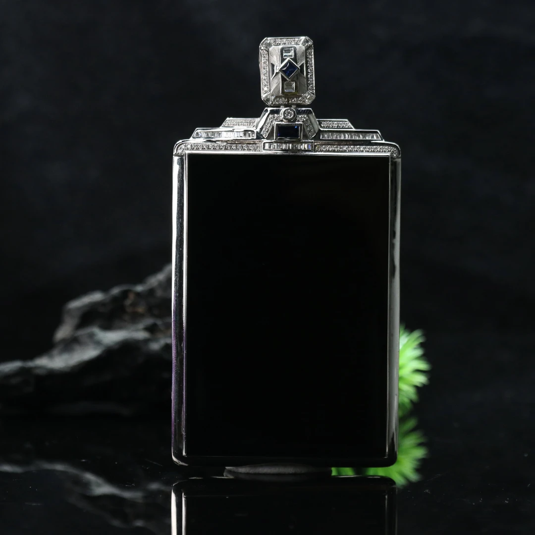 61天然缅甸翡翠A货18k墨翠无事牌/400414/上海嘉禾拍卖