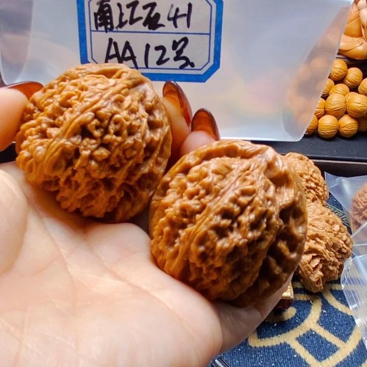 文玩核桃吊坠南江石