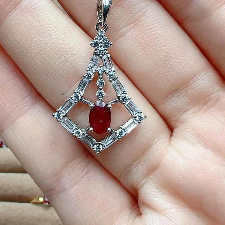 银S925镶嵌颈饰红宝石