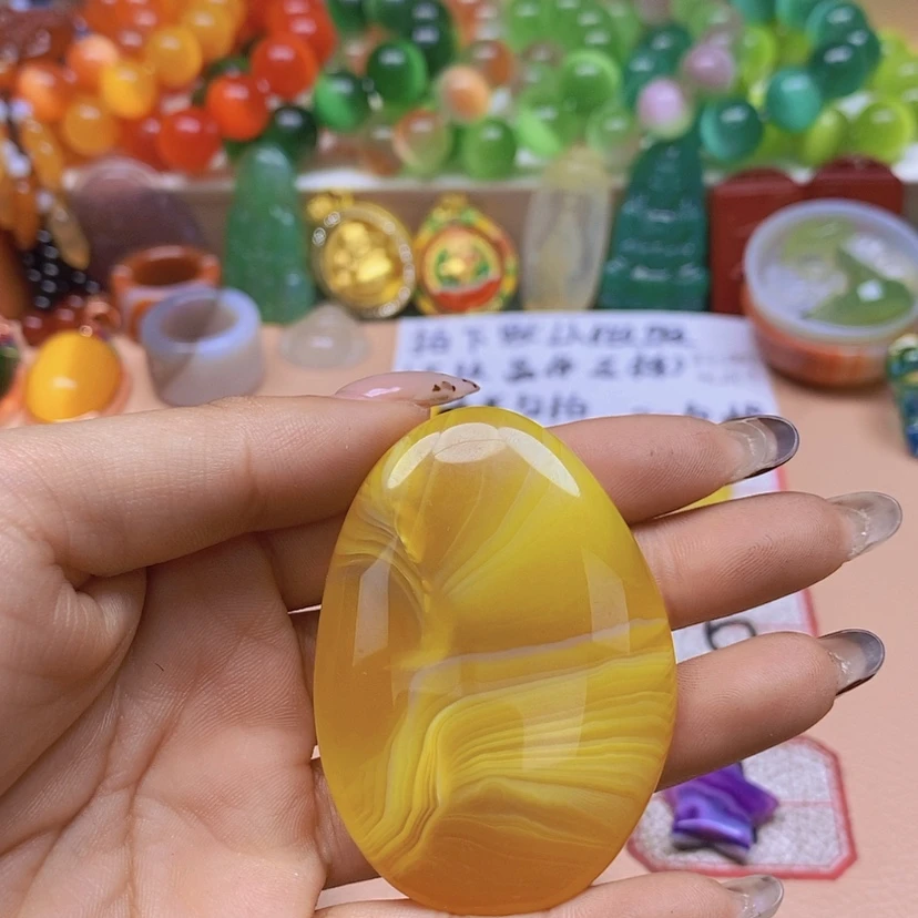 【闪购商品】玛瑙/玉髓颈饰未镶嵌?**?