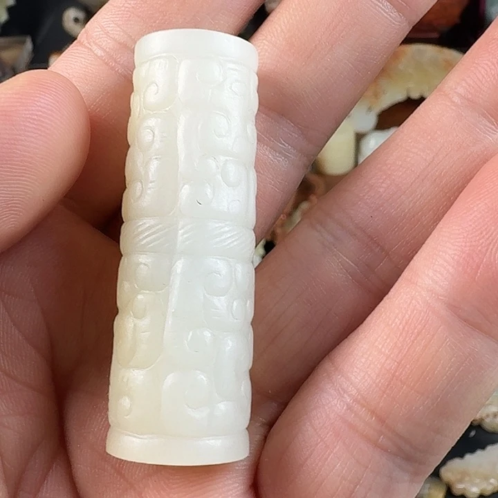 和田玉（糖玉）未镶嵌挂件