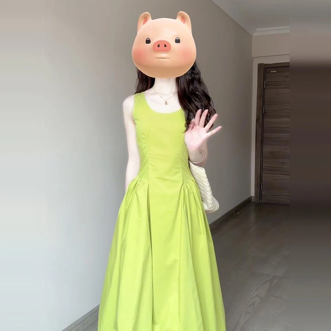 夏天巨好看多巴胺穿搭绿色无袖连衣裙子女2025新款高级感收腰长裙