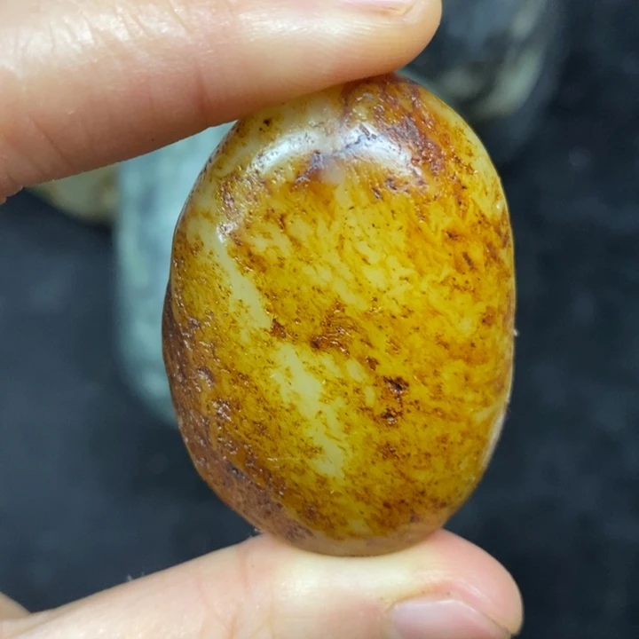 未镶嵌和田玉（糖玉）挂件