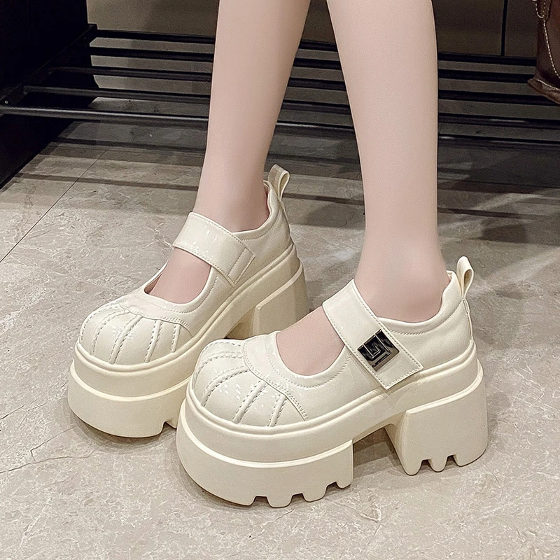 白色魔术贴厚底玛丽珍小皮鞋女2025夏季新款粗跟浅口JK高跟单鞋子