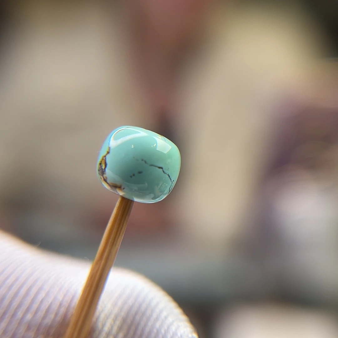 绿松石未镶嵌珠宝奇石7.8