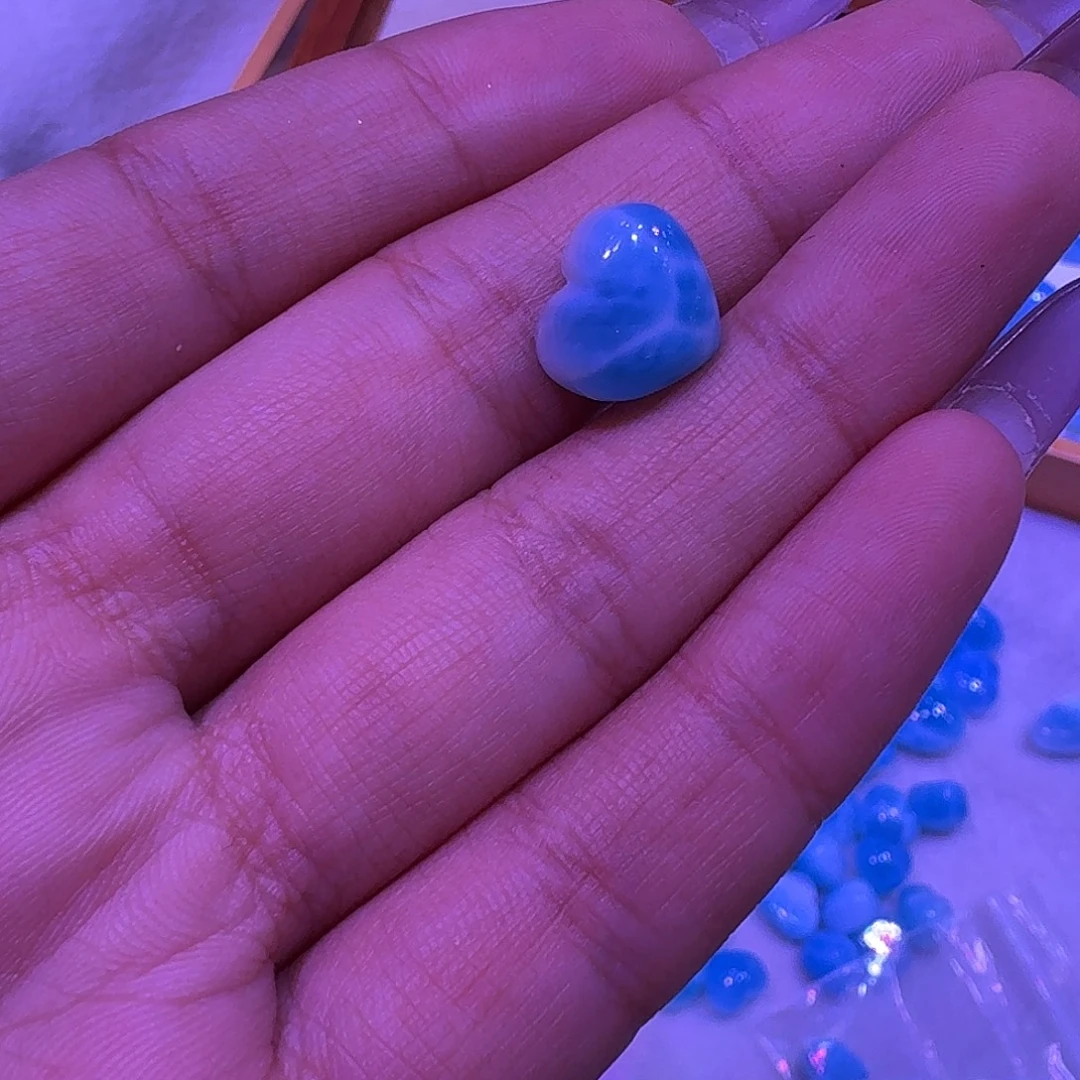 榴***潇未镶嵌手链水晶爱心