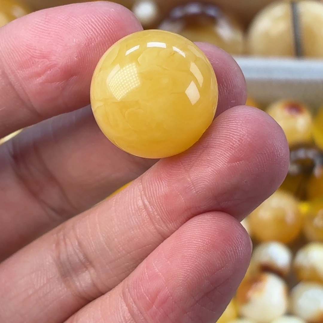 琥珀未镶嵌裸石19.6mm