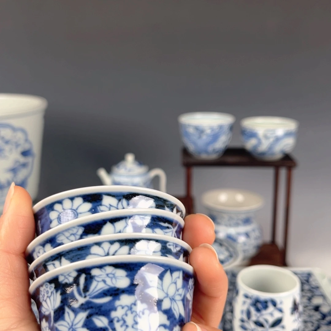 精***子青花蓝底白花4个杯子