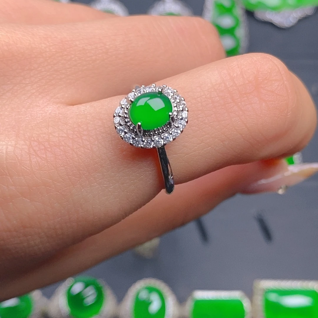 未镶嵌戒指翡翠戒指