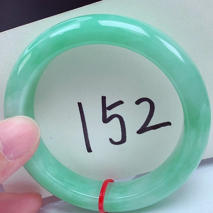 翡翠未镶嵌手镯翡翠