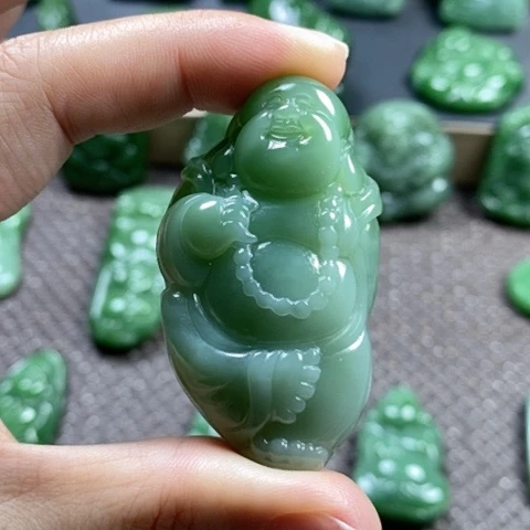 【闪购商品】颈饰未镶嵌和田玉