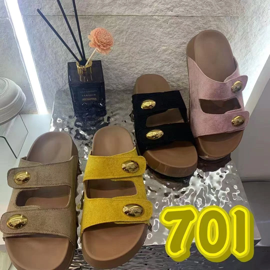 64 2025夏季女新款韩版时尚设计款潮流休闲百搭凉鞋  701