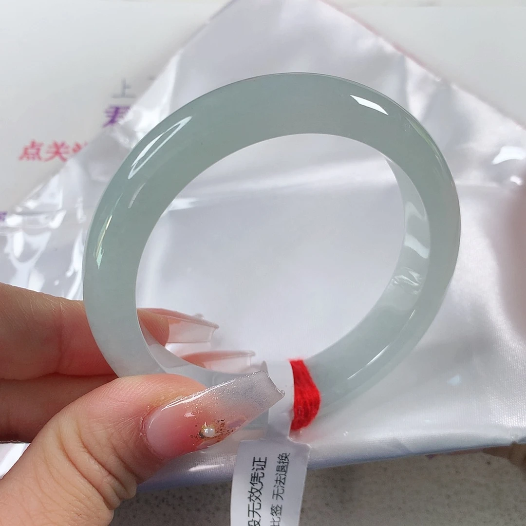 翡翠手镯未镶嵌①④⑤