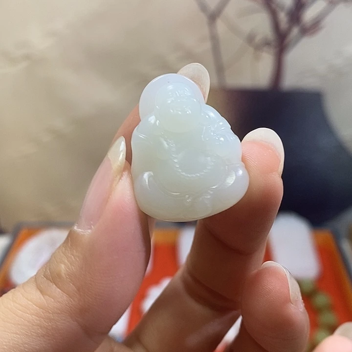 和田玉（糖玉）未镶嵌颈饰