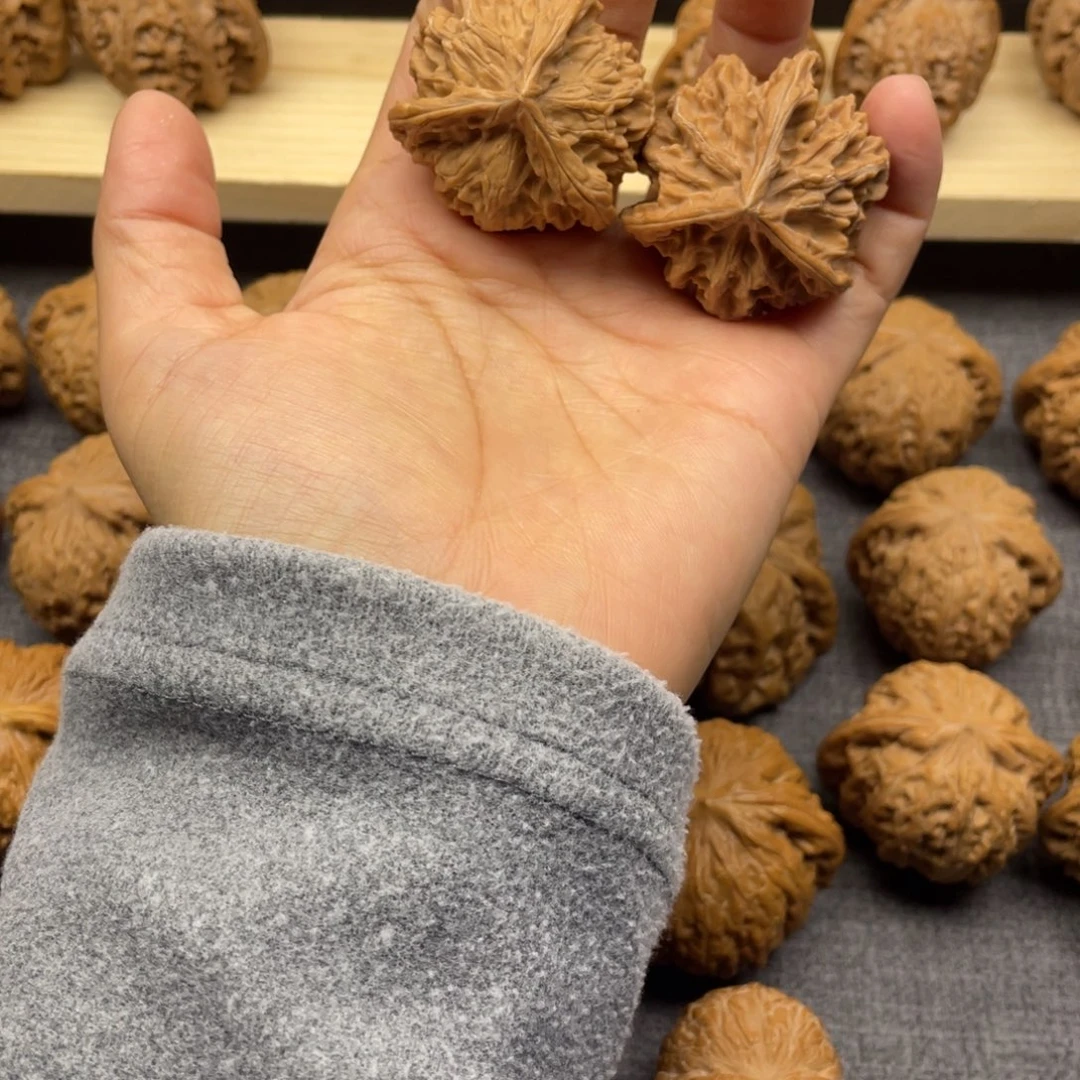 文玩核桃吊坠盘山38