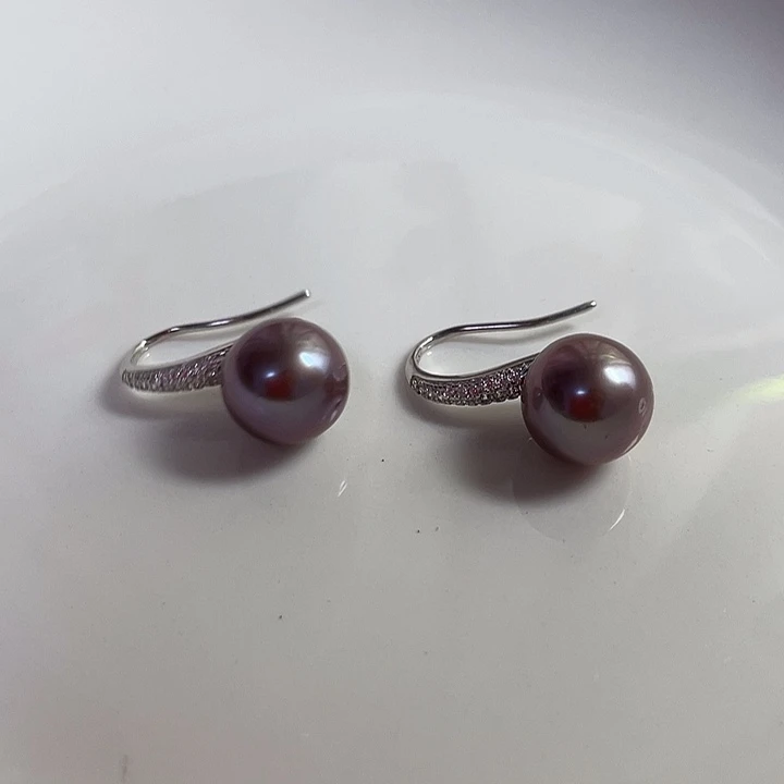 淡水珍珠银S925镶嵌耳饰