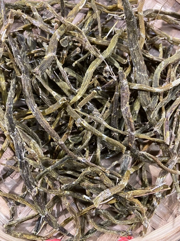 云南农村高山珍虫石斛