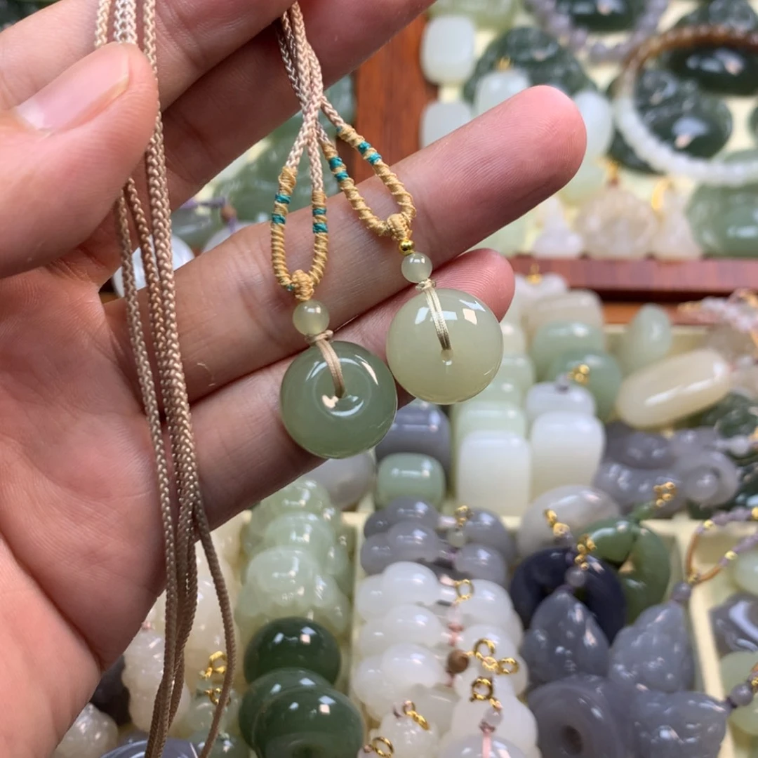 【闪购商品】和田玉未镶嵌颈饰