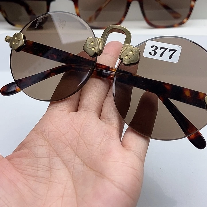 无框款复古风格复古