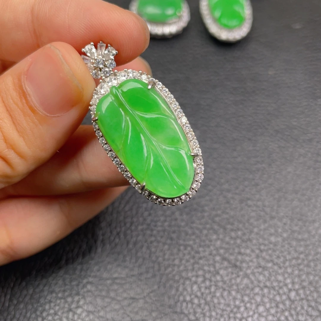 翡翠吊坠(不含链)银S925镶嵌