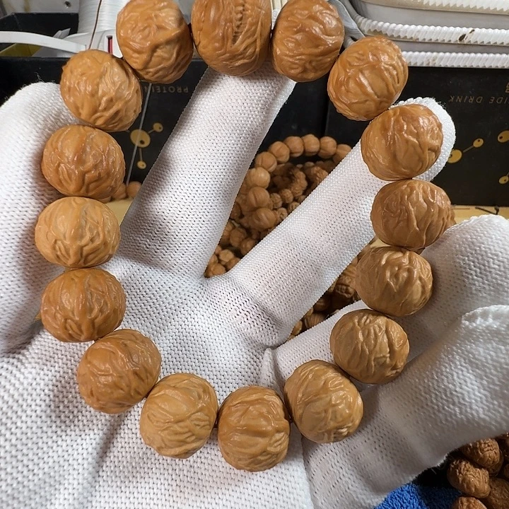 猴头核桃手串猴头雕刻毒液手串