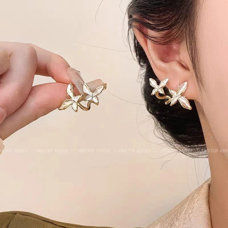 铜合金锆石耳饰 银针蝴蝶耳钉女小众设计耳环气质轻奢小巧新个性