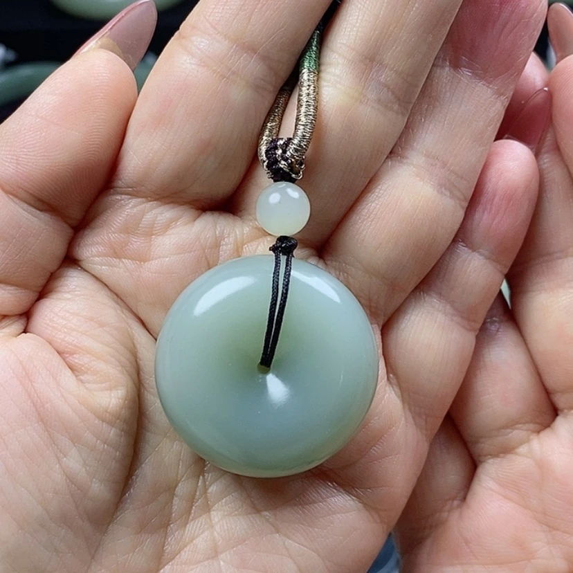 【闪购商品】和田玉颈饰未镶嵌酷*