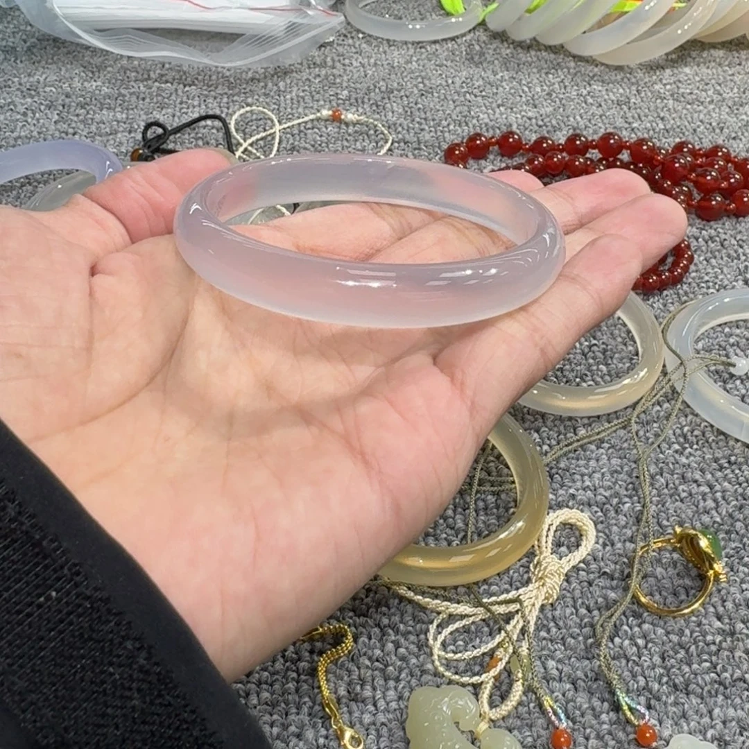 @***好玛瑙/玉髓未镶嵌手镯08