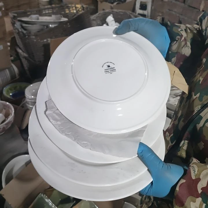 摆件陶瓷盘子碗啥都有