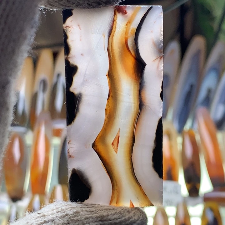 玛瑙/玉髓颈饰未镶嵌124