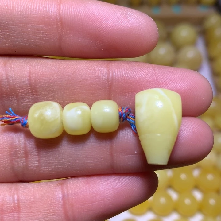 蜜蜡裸石未镶嵌天然俄料浓白花蜜蜡套装8-10.8左右