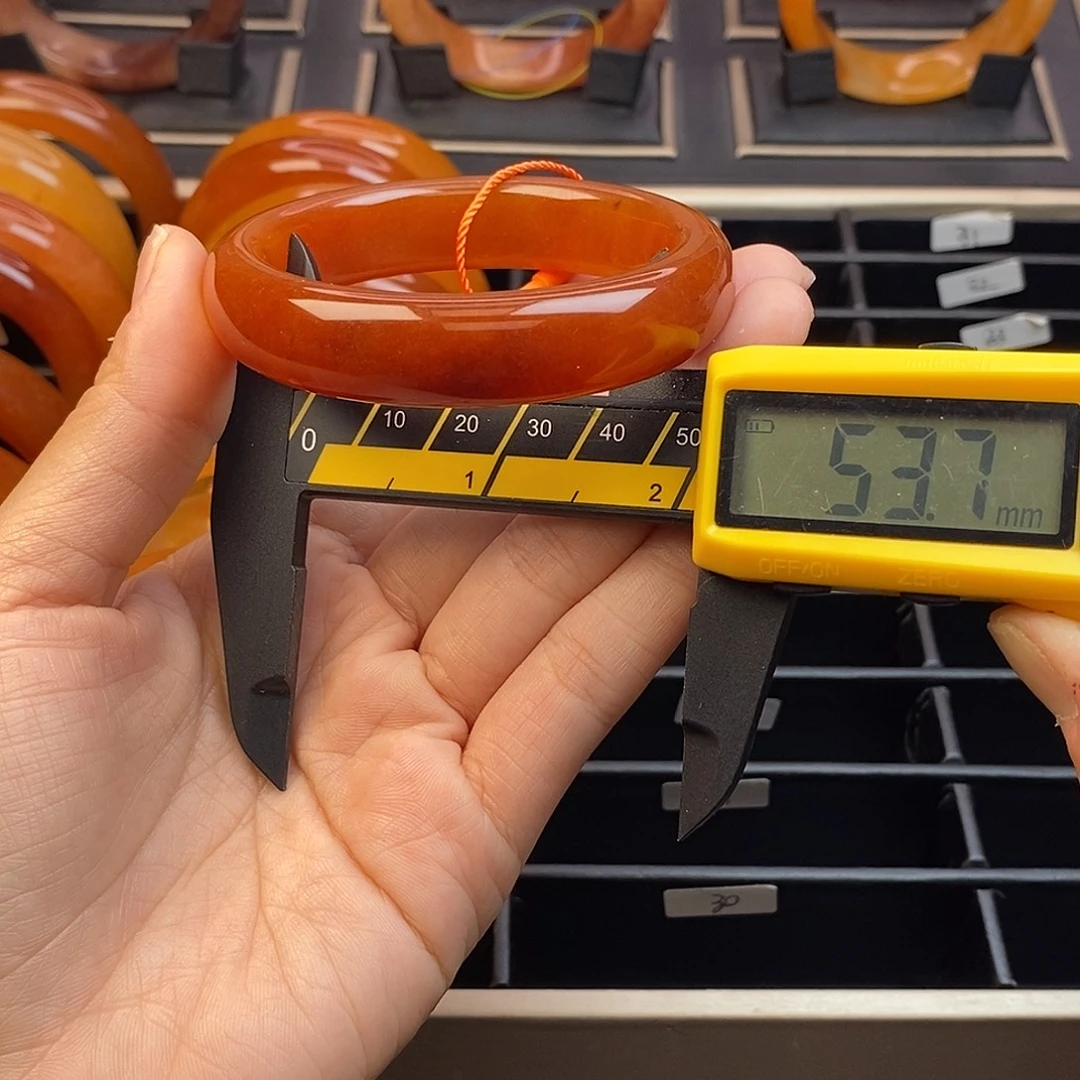 20号红如血满色洒金