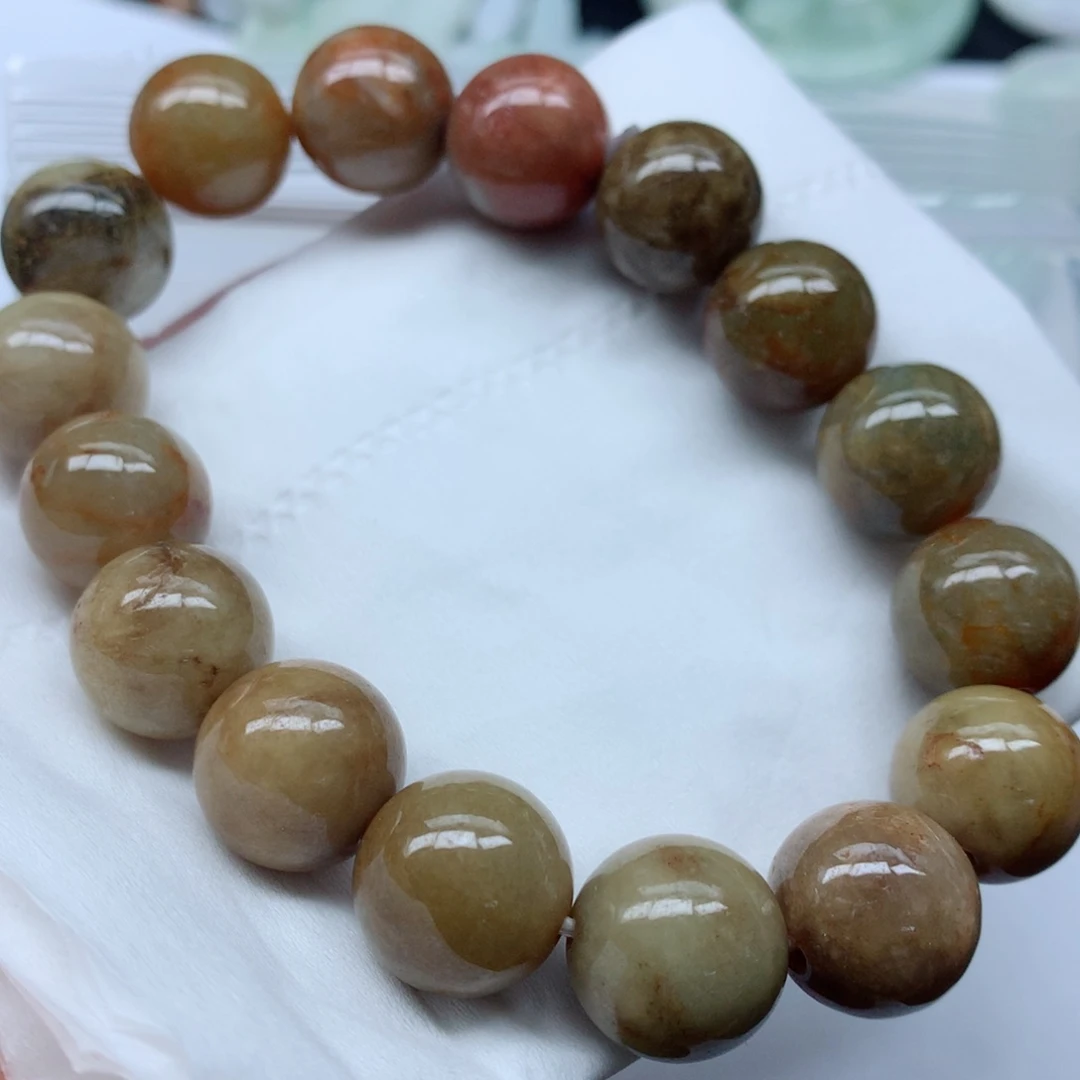 翡翠颈饰未镶嵌手串