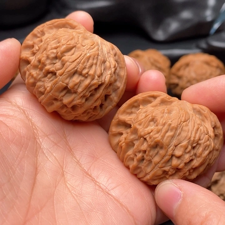 把件文玩核桃蝴蝶磨43尺