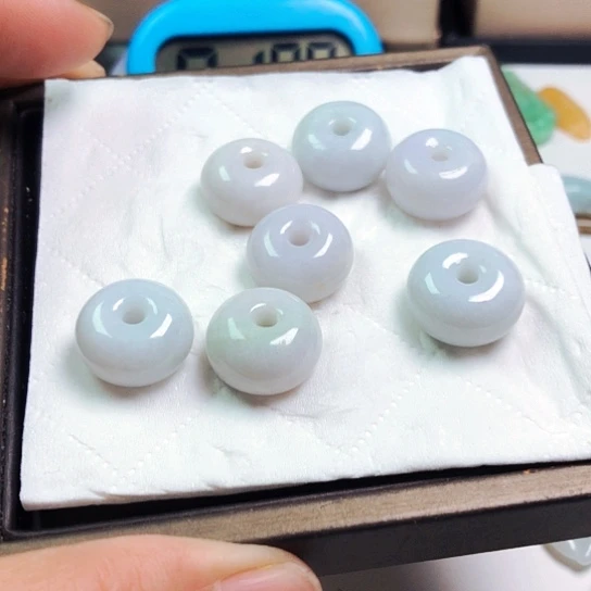 翡翠颈饰未镶嵌ℳ****珠子
