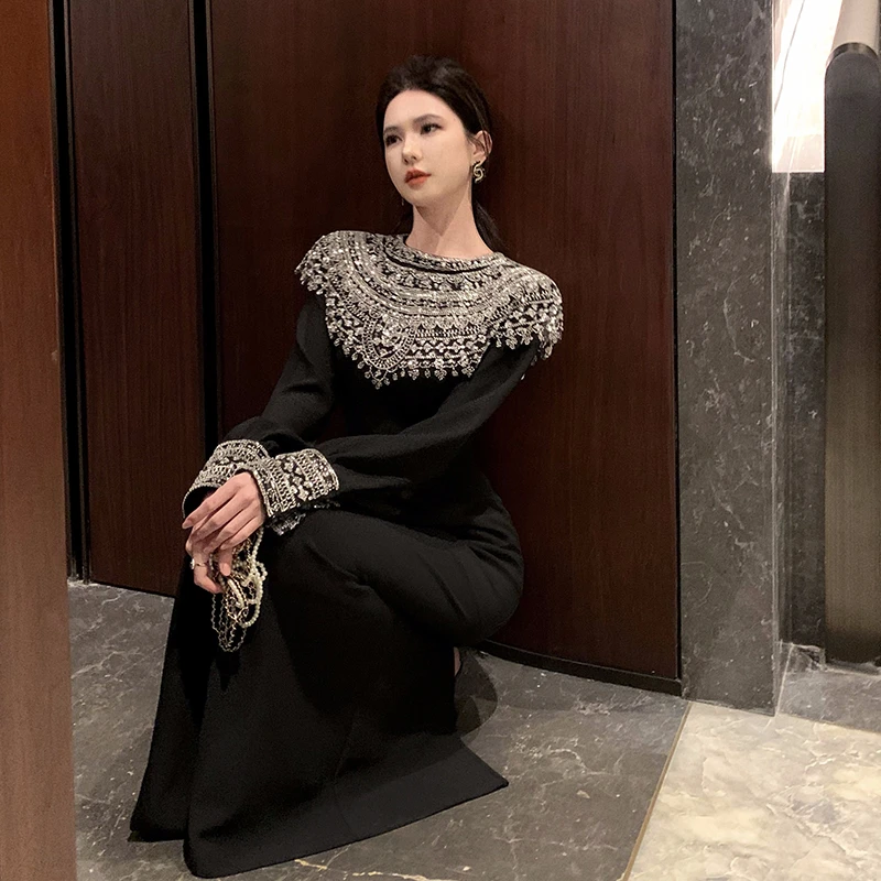 设计感气质民族风重工钉钻长袖修身显瘦长袖包臀连衣裙女装秋冬季
